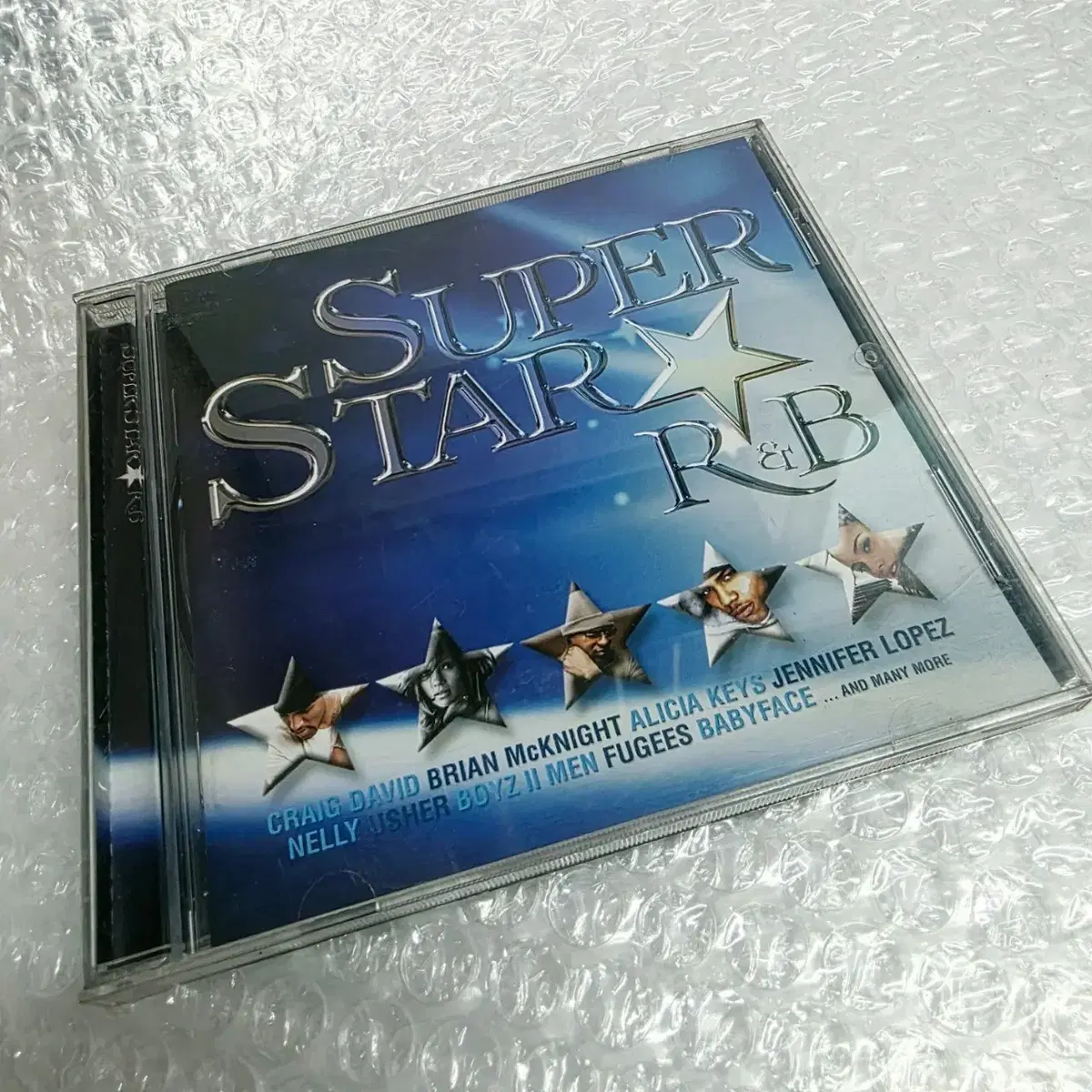 SUPERSTAR R&B