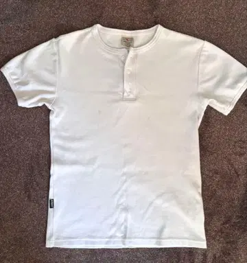AVIREX thermal used vintage henry neck