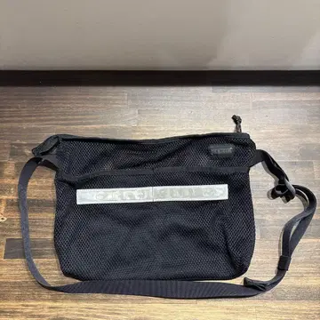 THE BLUE LUG 메쉬 사코슈 블랙