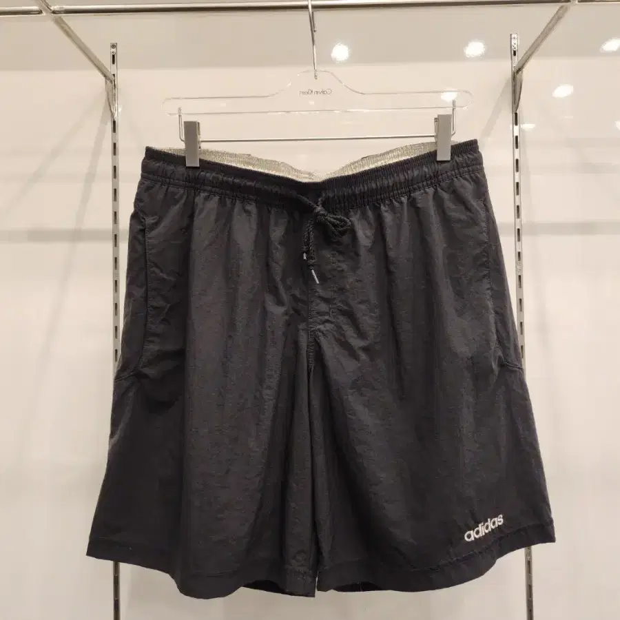 아디다스 반바지 블랙 100