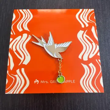 Mrs. GREEN APPLE 핀 배지 스와로