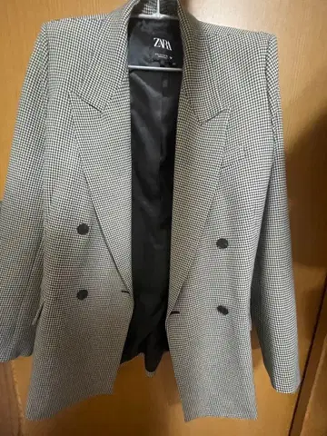 ZARA 테일러드 자켓 체크 무늬 더블