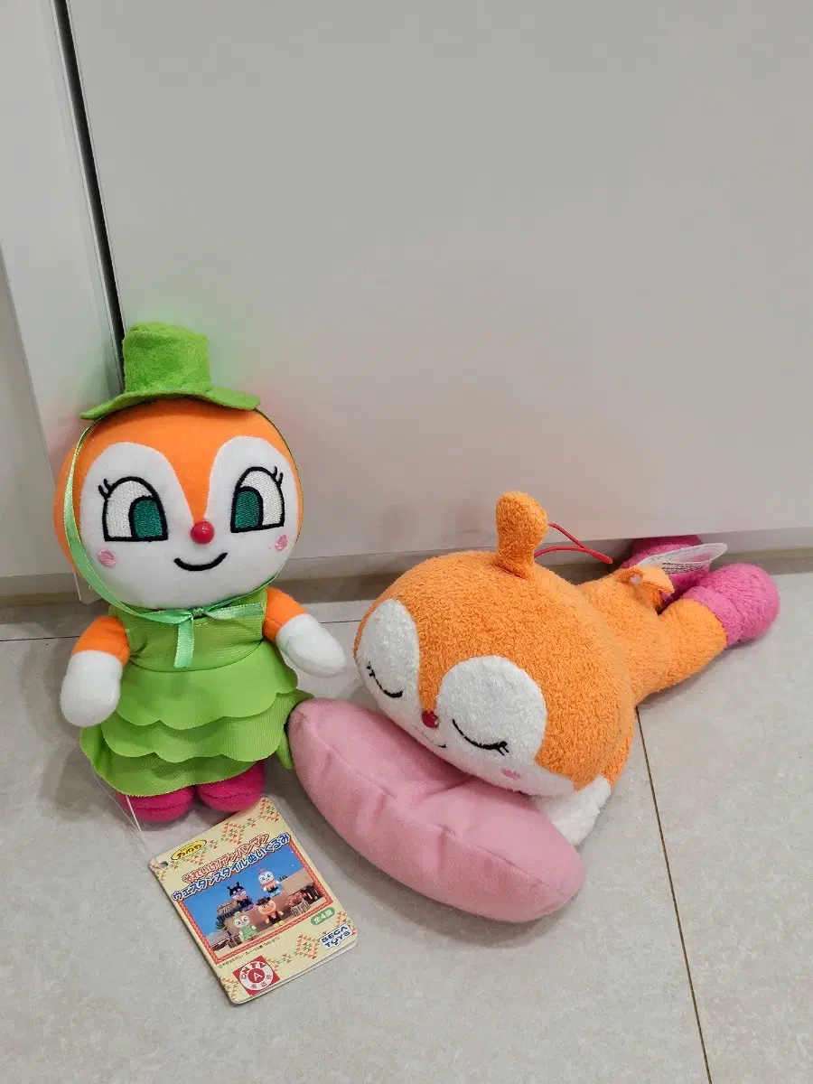 호빵맨 짤랑이 인형 판매합니다.