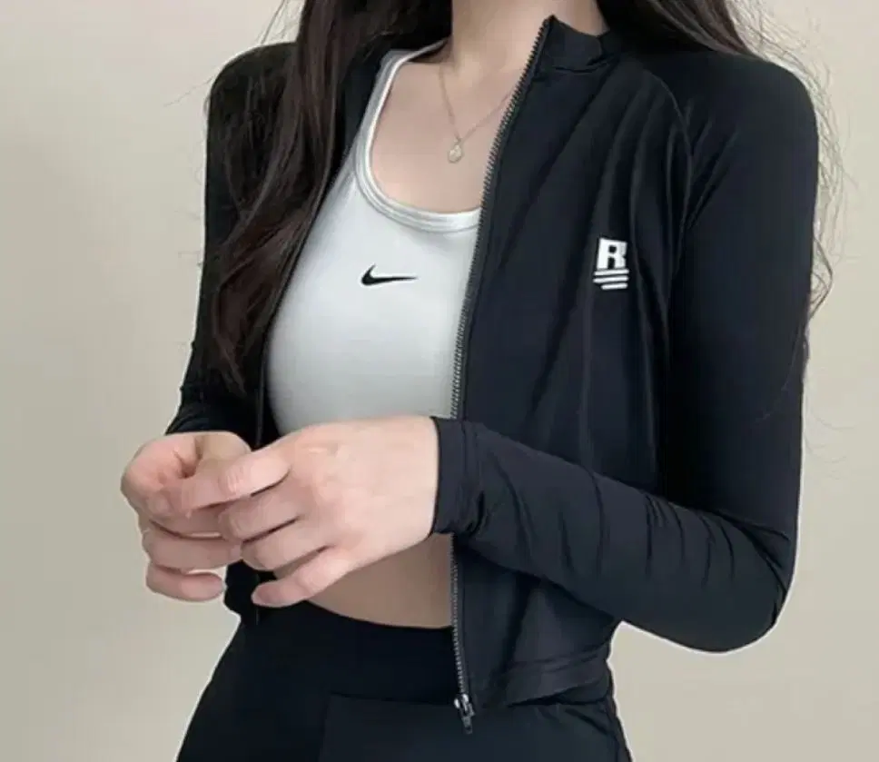 에이블리 군살커버 집업 래쉬가드 크롭 수영복 free