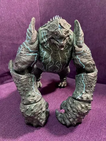 퍼시픽 림 가죽 백 피규어 NECA