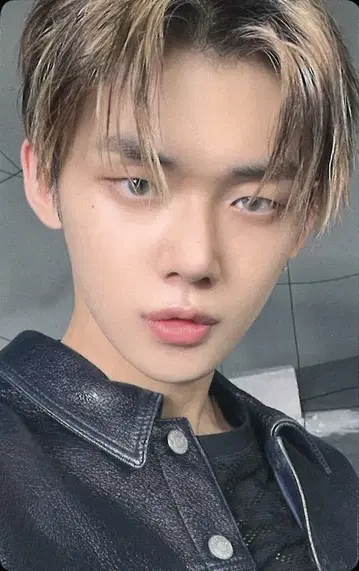 TXT 솔로 자켓반 YEONJUN GOOD BOY GONE BAD B