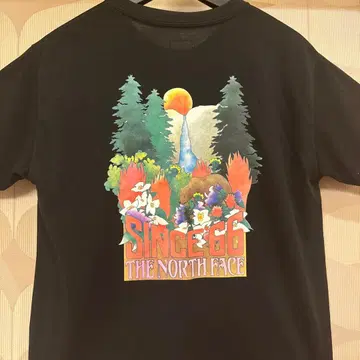 THE NORTH FACE 그래픽 T셔츠 블랙 M