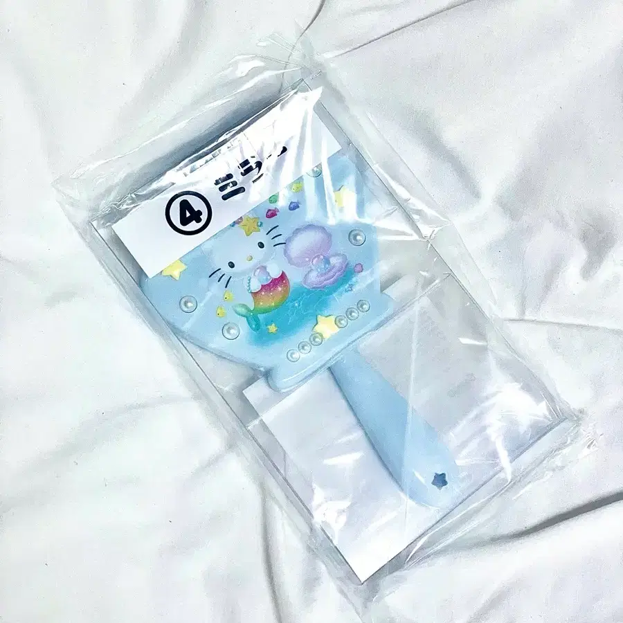 헬로키티 아타리쿠지 제일복권 4등상 손거울 산리오