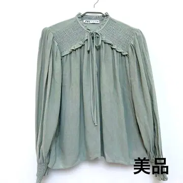 새상품급 ZARA 스모킹 블라우스 긴팔 리본 포함 페일 그린 S 사이즈
