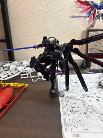 HG 건담 슈바르제테 리서큘레이션 컬러 조립 완료