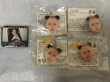TREASURE 현석 얼굴 아크릴 키링 4개와 FC 한정판 캡슐 토이
