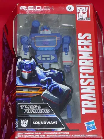 TRANSFORMERS R.E.D. 사운드웨이브 피규어