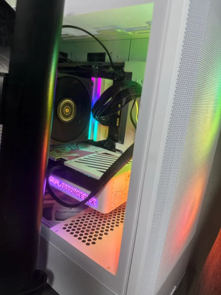 983d 5070ti 컴퓨터 완제품 모니터 마우스 포함