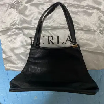 FURLA 훌라 가죽 숄더백 블랙