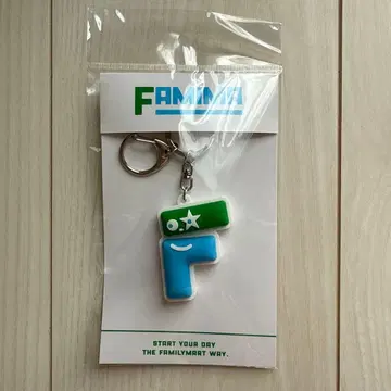 (한정판) FAMIMA AZABUDAI PARK NIGO 러버 키링