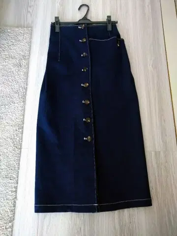데님 롱 타이트 스커트 프론트 버튼