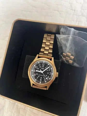 TIMEX x BEAMS 콜라보 손목시계 캠퍼