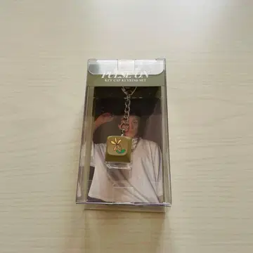 TREASURE PULSE ON 아사히 키캡 키링