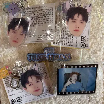 TREASURE 정환 캡슐 토이 가챠 얼굴 아크릴 키링 네임 배지