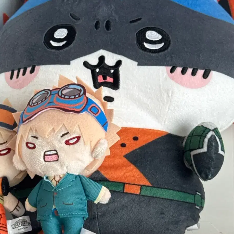 바쿠고 치이카와 하치와레 콜라보 빅누이 인형