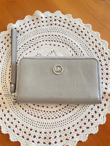 MICHAEL KORS 스트랩 포함 장지갑 그레이 MK 천연 가죽