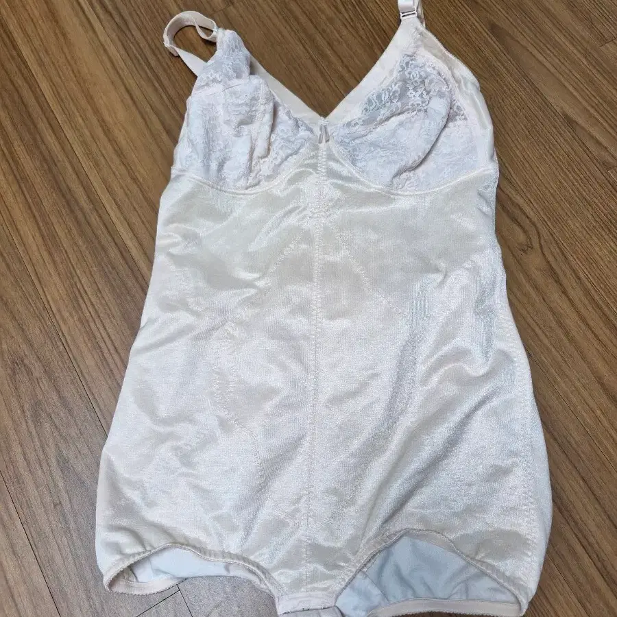 누벨마리 보정 올인원 95e