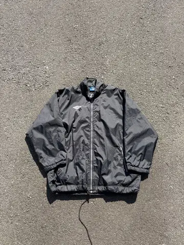 UMBRO 엄브로 나일론 자켓 블랙 원포인트 로고 90s