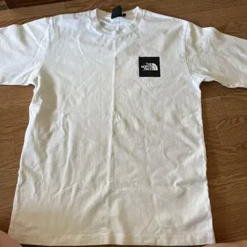 THE NORTH FACE 티셔츠