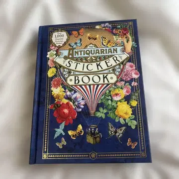 The Antiquarian Sticker Book 씰북 외국도서