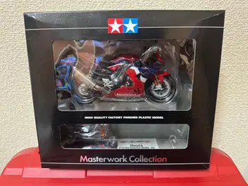 타미야 1/12 HONDA CBR1000RR-R 마스터워크 완성품 미개봉