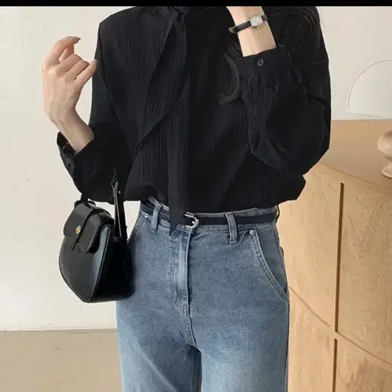 블랙 반목 스카프 블라우스