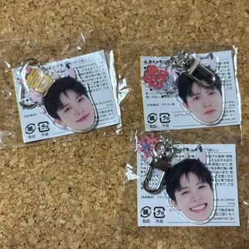 TREASURE 정환 얼굴 아크릴 키링 희로락 3개 묶음 판매