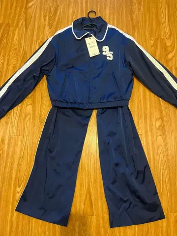ZARA 네이비 새틴 셋업