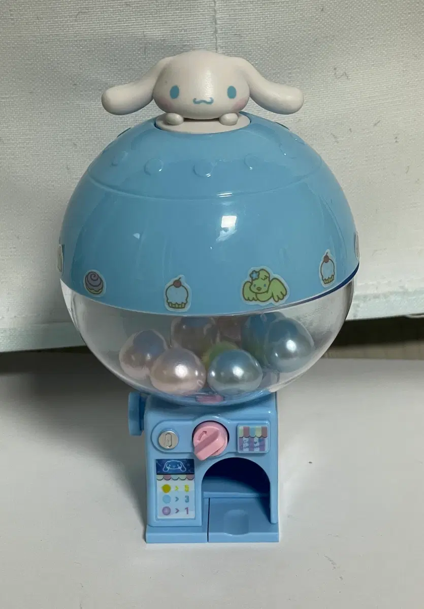산리오 가챠 피규어 시나모롤