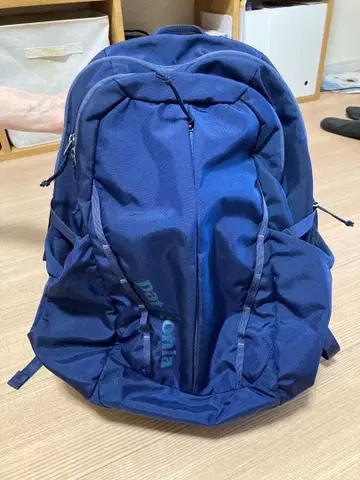 Patagonia 백팩 네이비