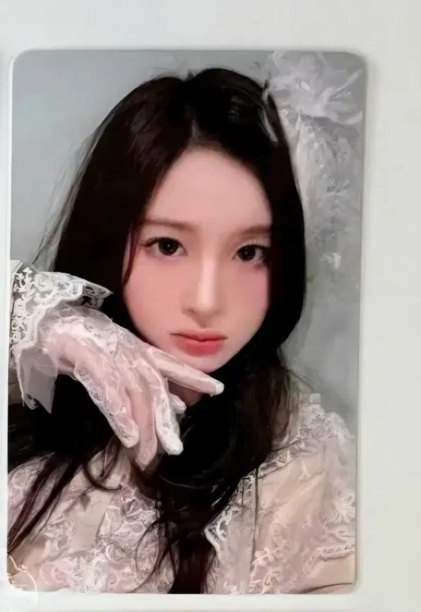 엔믹스 설윤 스틱아웃 이즈위 공주아가씨 버전 포카 양도합니다!