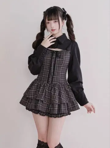 NoGenki 백 레이스업 체크 미니 원피스 x 숏팬츠 세트