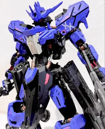 MG 1/100 건담 비다르 도색 완성품