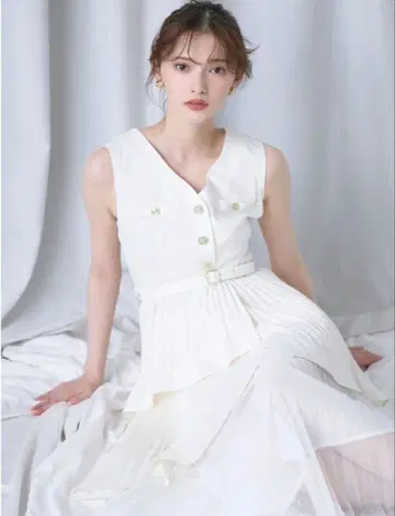 [오늘 한정 가격] 당일 발송 dazzlin 아지메 플리츠 베스트 원피스