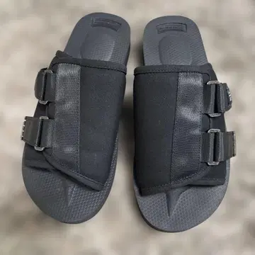 SUICOKE Vibram 통굽 샌들 23.0~24.0 블랙
