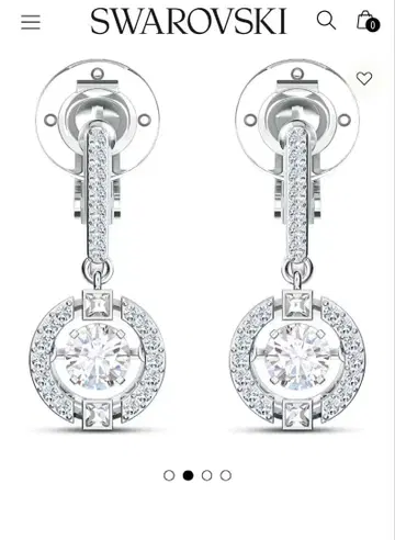 새상품 SWAROVSKI Sparkling 귀찌 스와로브스키