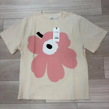 Y573 새상품 Marimekko Unikko 반팔 T셔츠 xs 사이즈