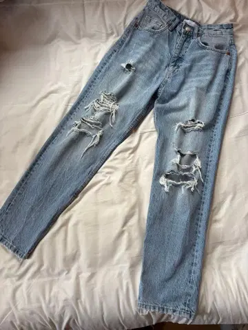ZARA 데미지 데님 팬츠 라이트 블루