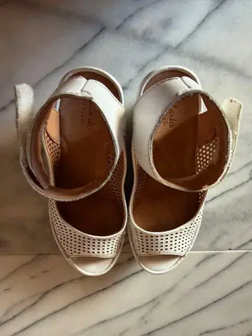 Clarks Artisan 여성용 샌들 화이트