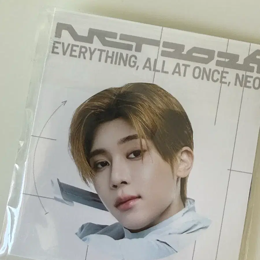 NCT 10주년 팝업 네오그라운드 입장 뱃지 시온