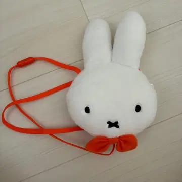 하우스텐보스 한정판 베이직 미피 봉제 인형 패스 케이스
