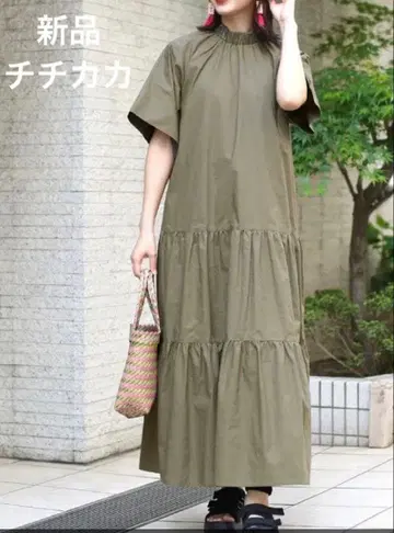 미사용 새상품 티티카카 티어드 원피스 카키 롱 프리 사이즈