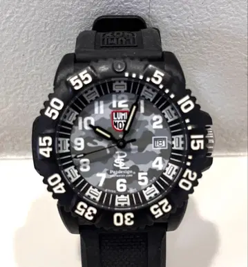 레어 모델 LUMINOX x Pazdesign 콜라보 오버홀 완료