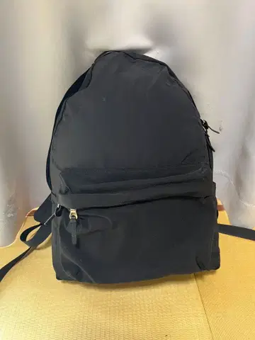 스탠다드 서플라이 백팩