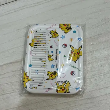 한국 올리브영 피카츄 거울 빗